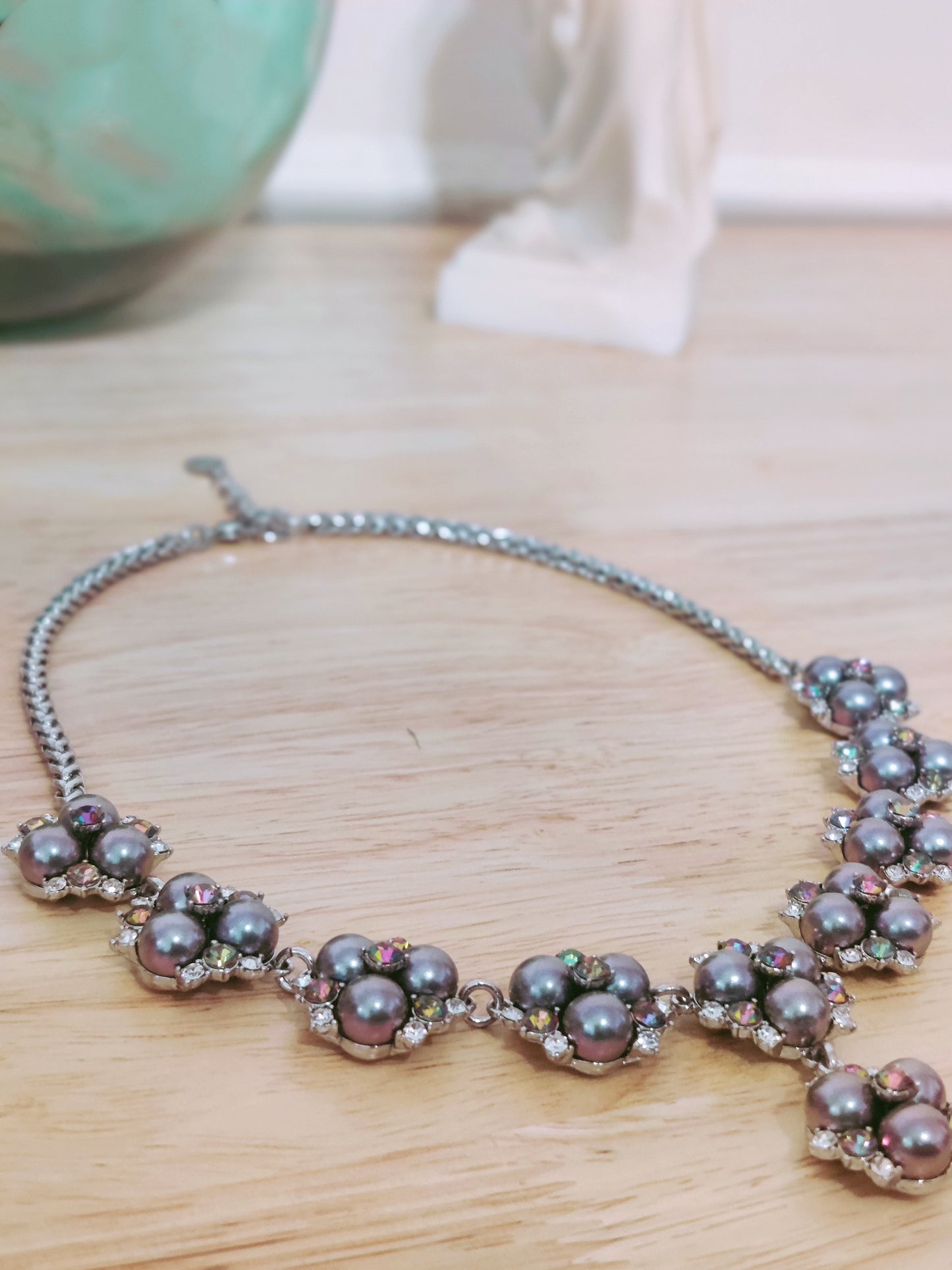 Queen Charlotte Crystal & Imitation Pearl Cluster Lariat Necklace